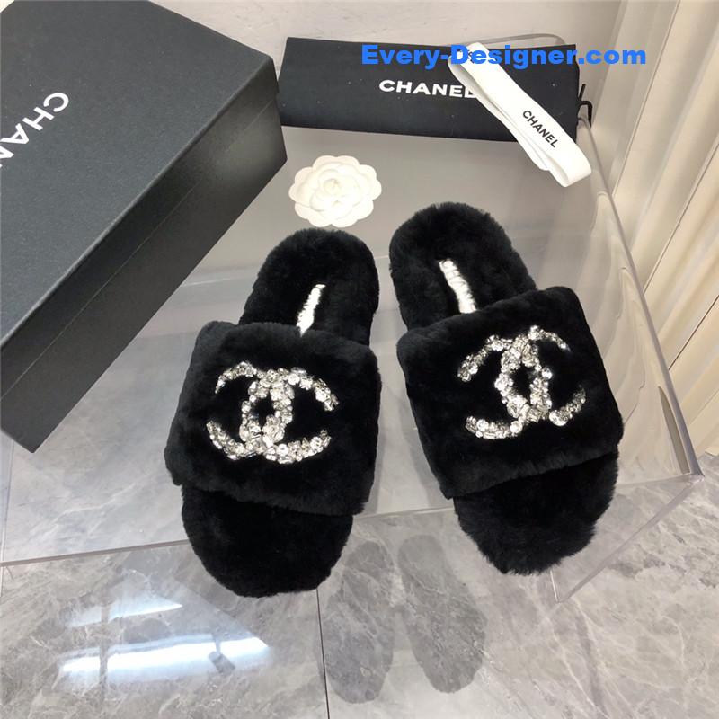 CC fur slippers