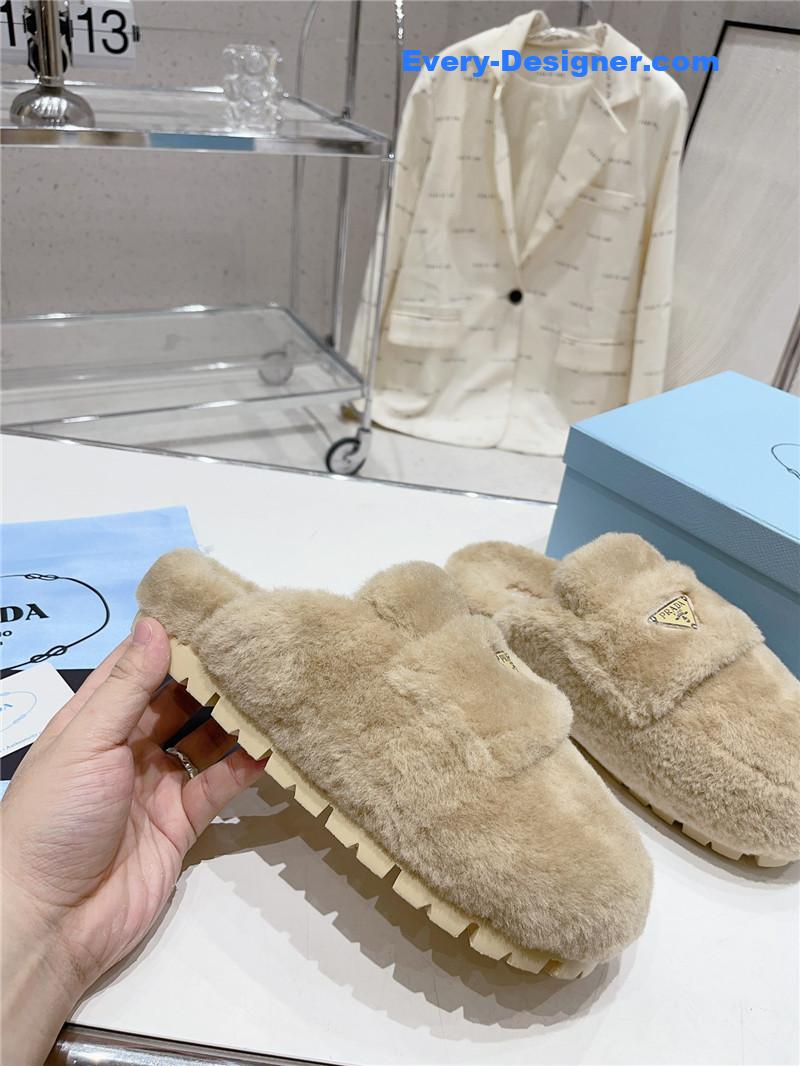 Pra*a autumn winter fur slippers