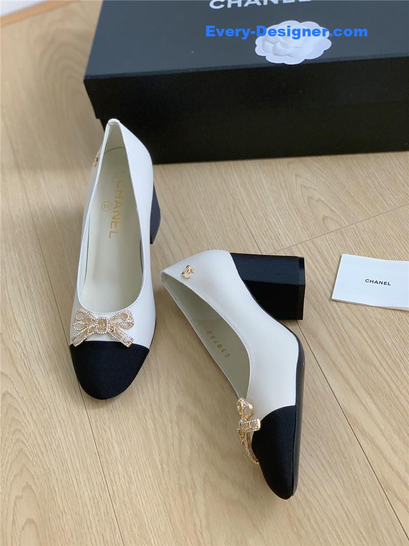 cc double c butterfly D1am0nd buckle shoes
