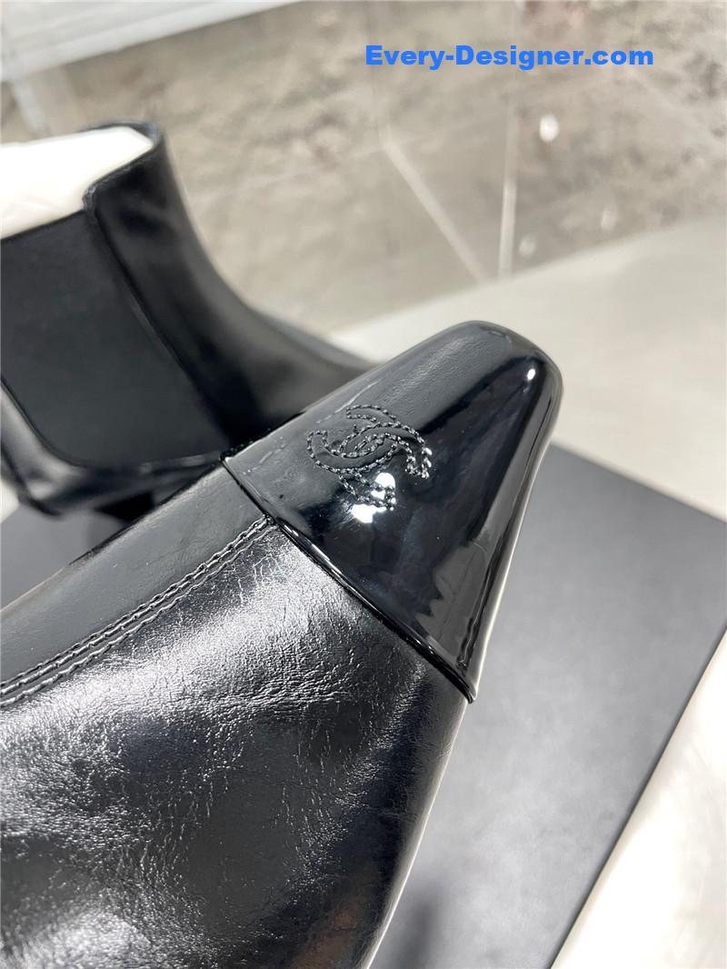 CC Classic Double C Small Square Toe Chunky Heel Boots