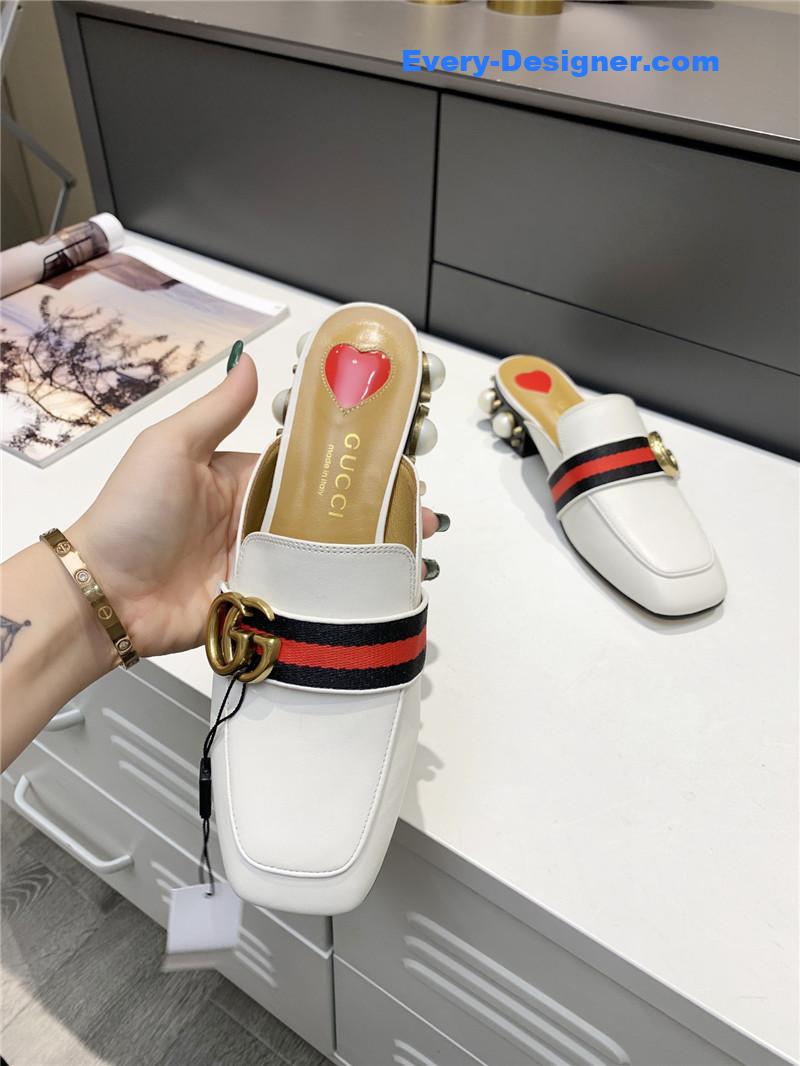 Gvc*1 pearl heel half slippers