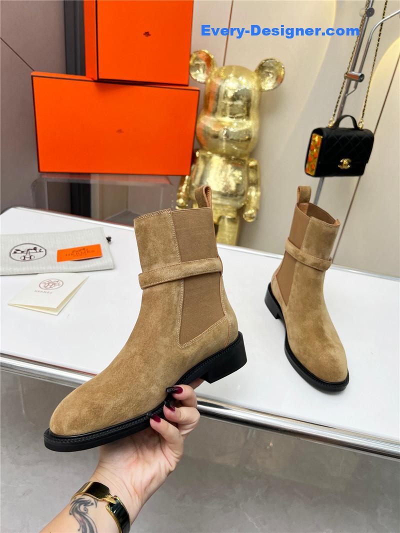 H**me5 new classic boots