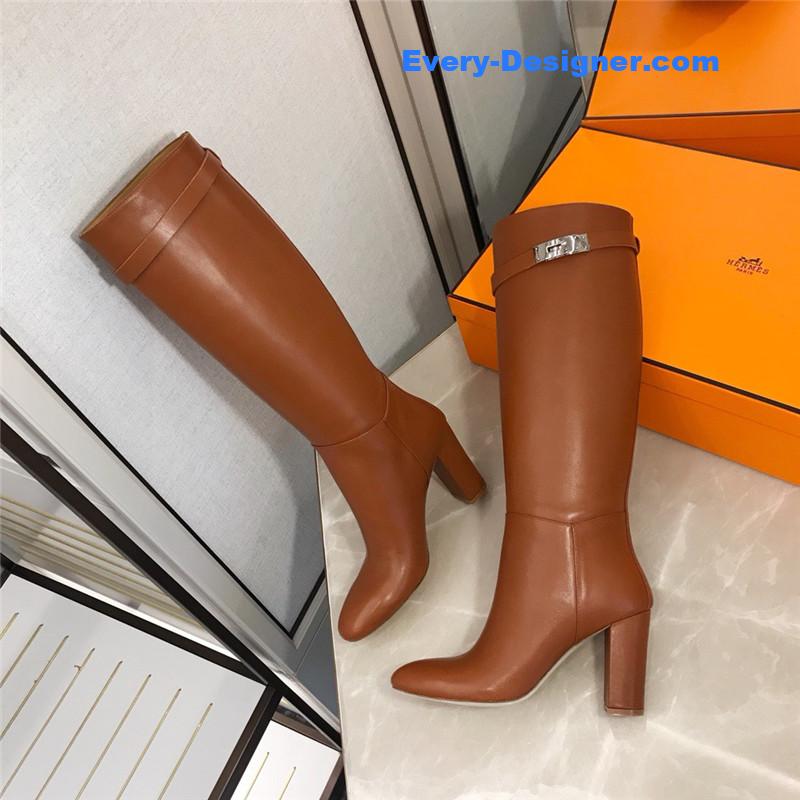 H**me5 new classic boots