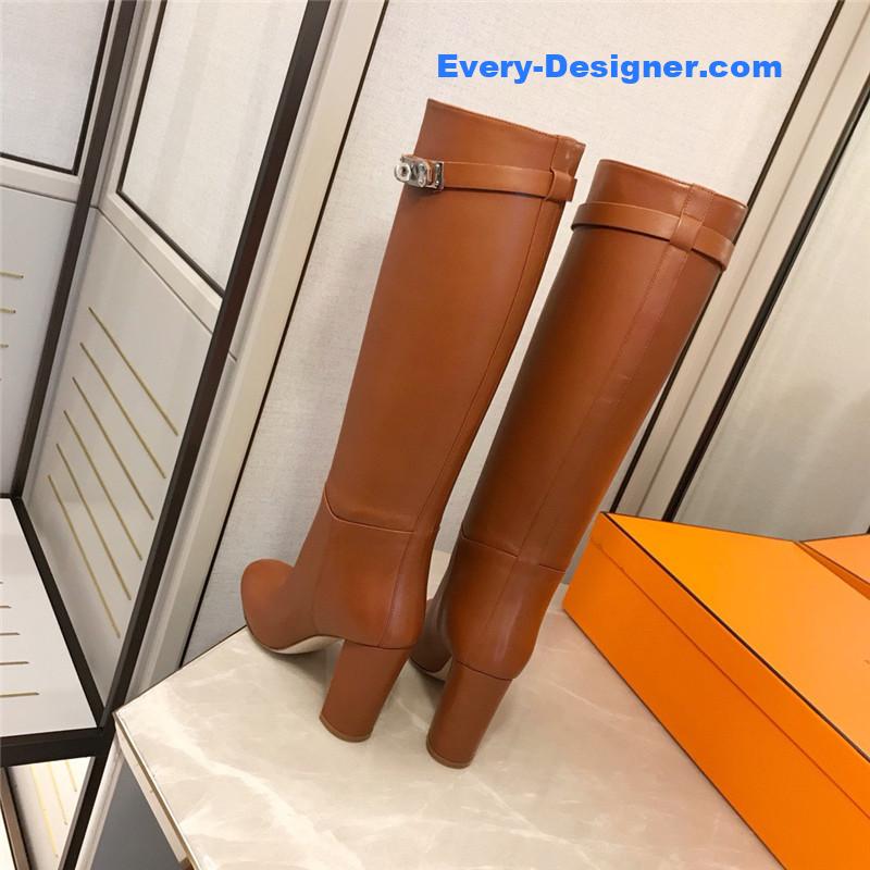 H**me5 new classic boots