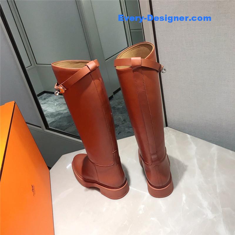 H**me5 new classic boots
