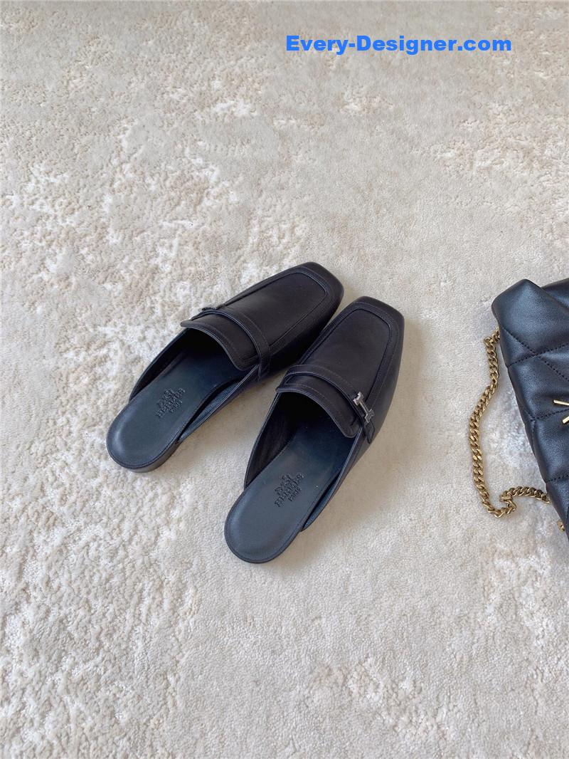 H**me5 casual mules slippers