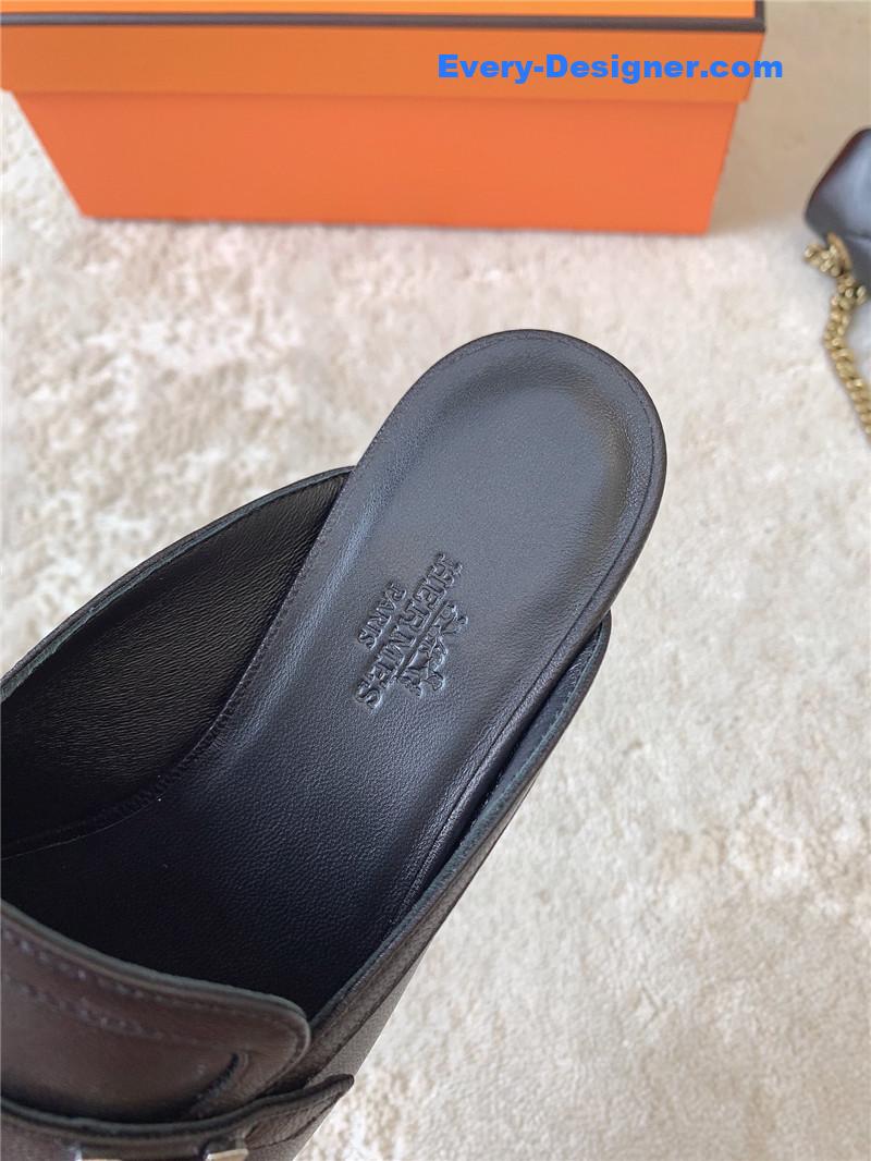 H**me5 casual mules slippers