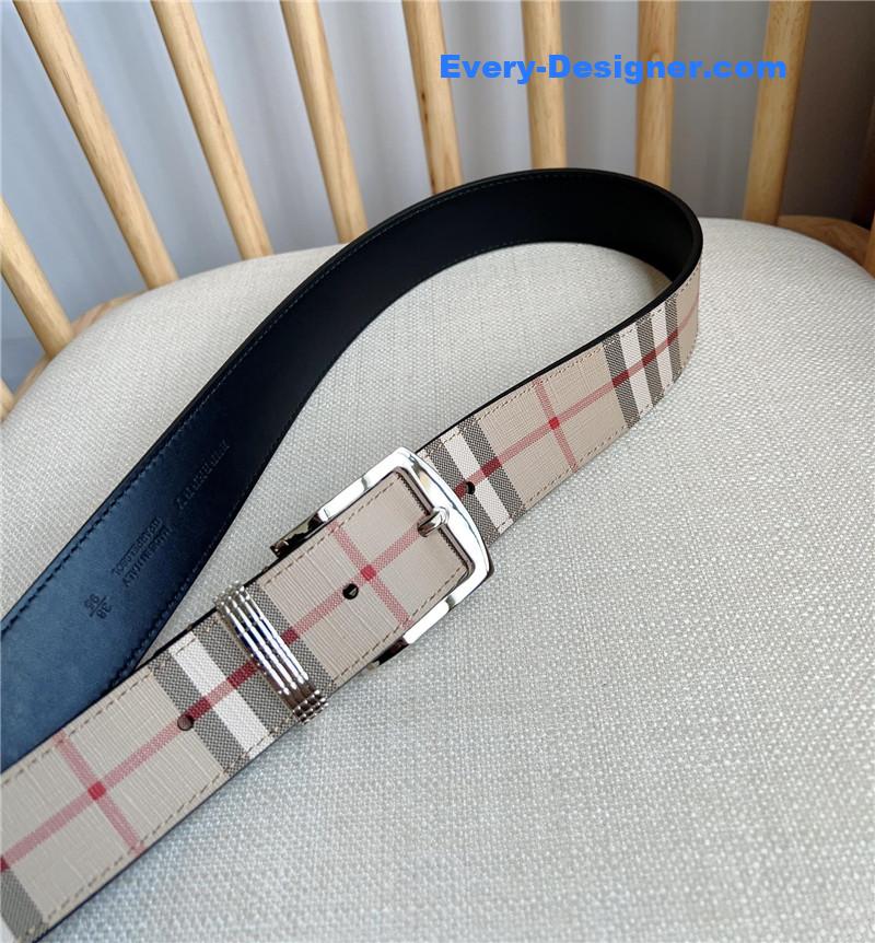 Bv*b*rry belt loop engraved with Bv*b*rry check