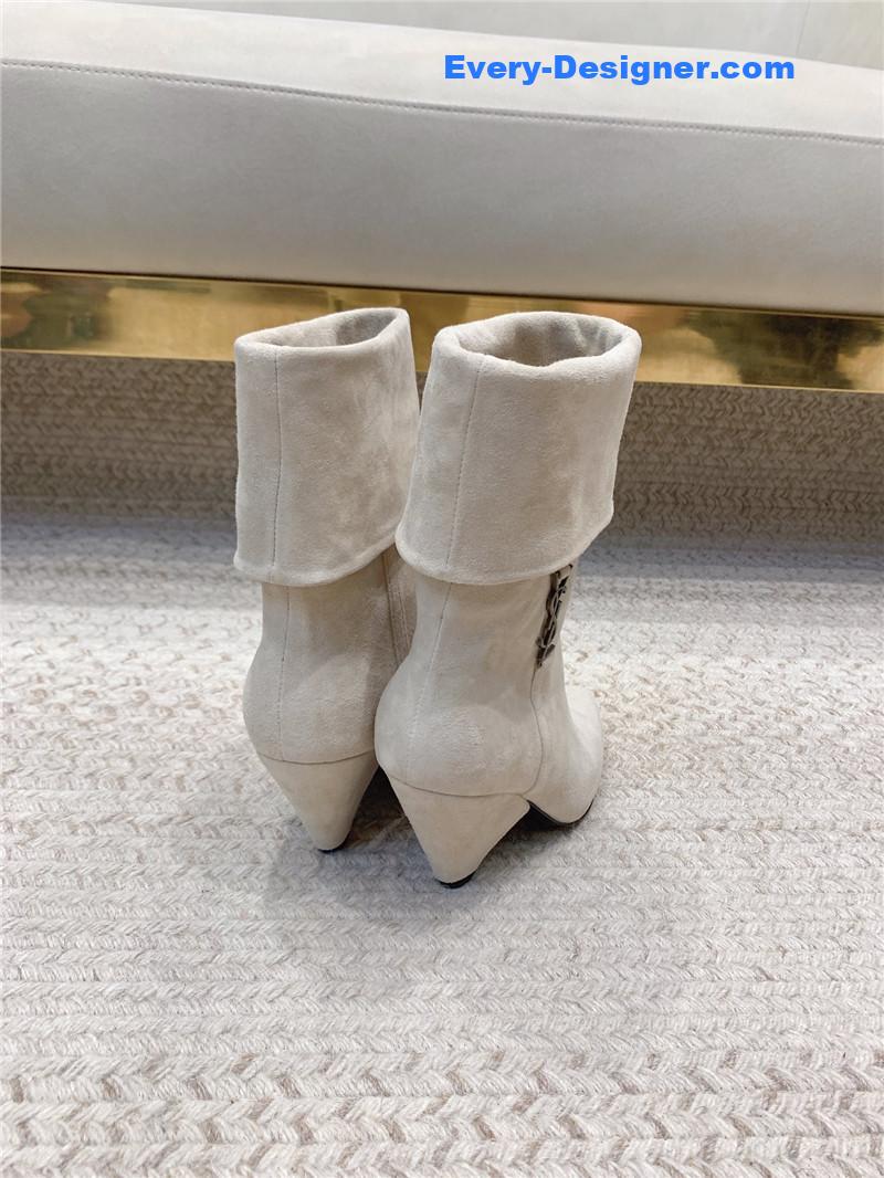 Y51 autumn and winter monogram short boots