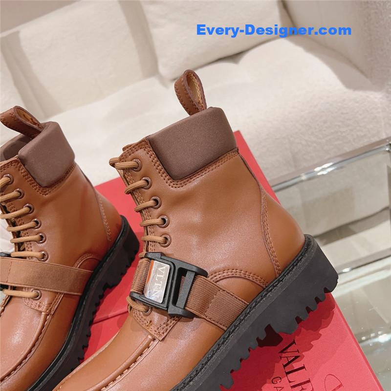 Va1e*ntin0 lace-up martin boots