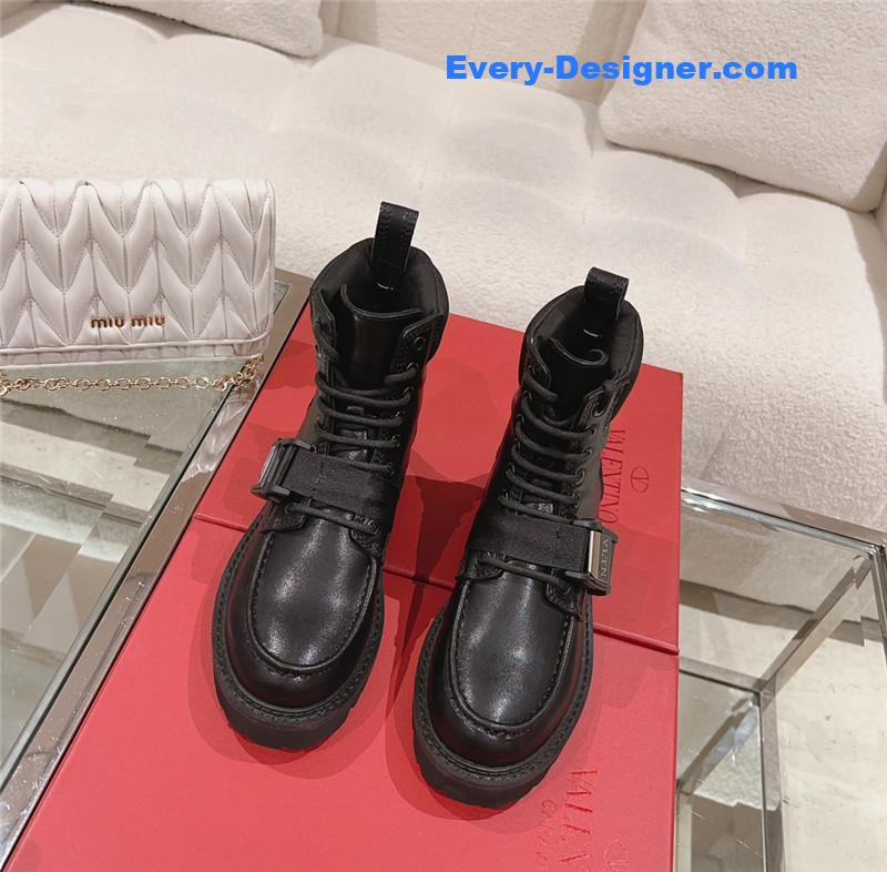 Va1e*ntin0 lace-up martin boots