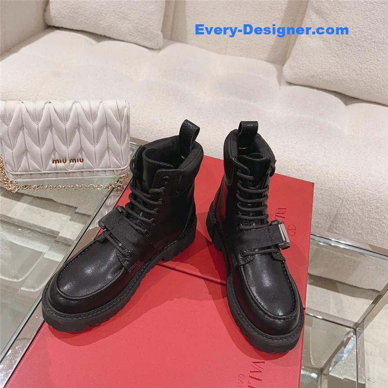 Va1e*ntin0 lace-up martin boots