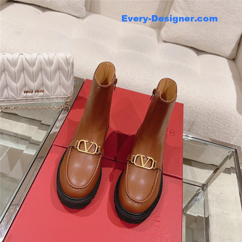 Va1e*ntin0 v buckle side pull boots