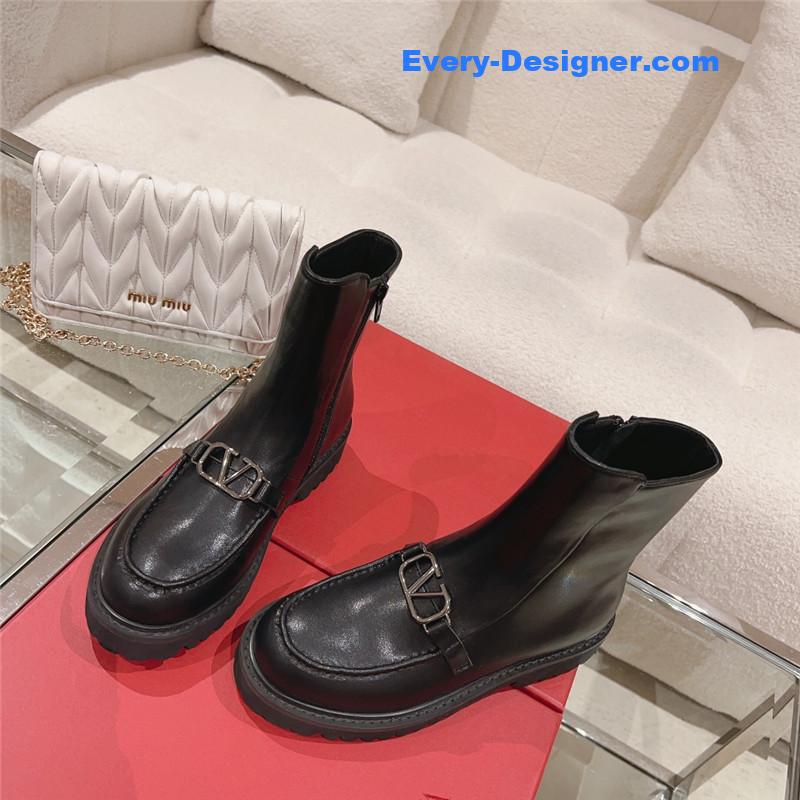 Va1e*ntin0 v buckle side pull boots