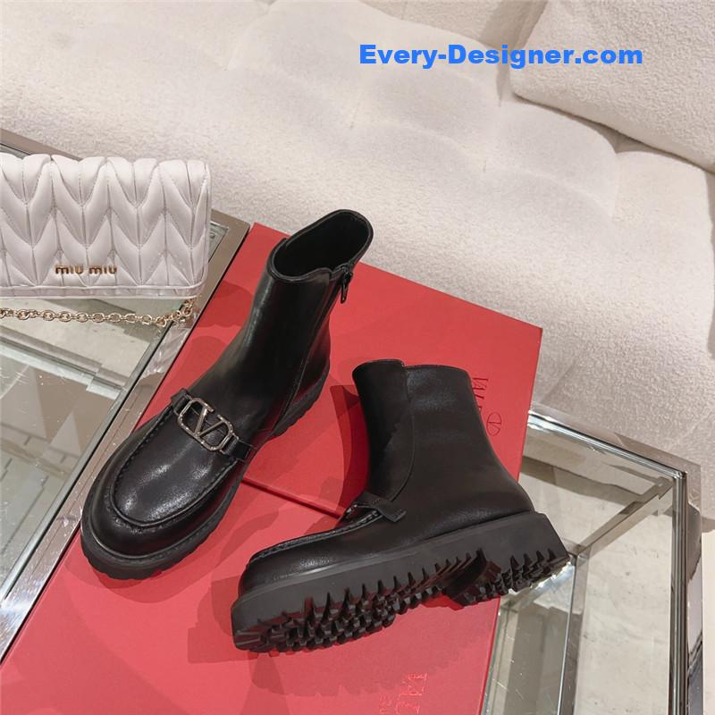 Va1e*ntin0 v buckle side pull boots