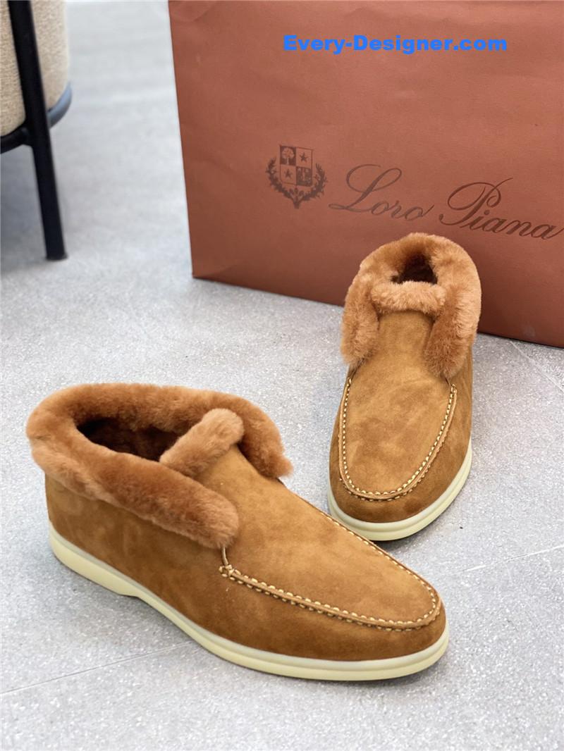 L0r0 P1ana new snow boots