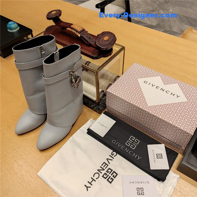 Givenchy cropped leg boots
