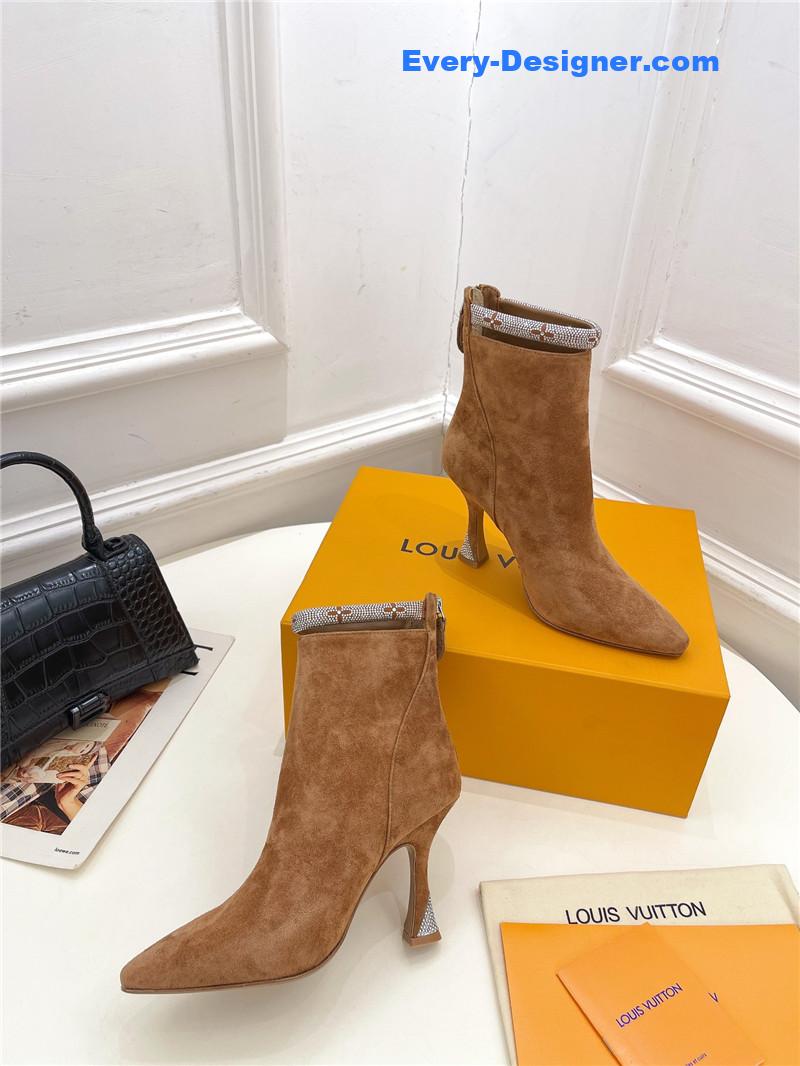l0vis vvtt0n lv small square toe D1am0nd heel boots