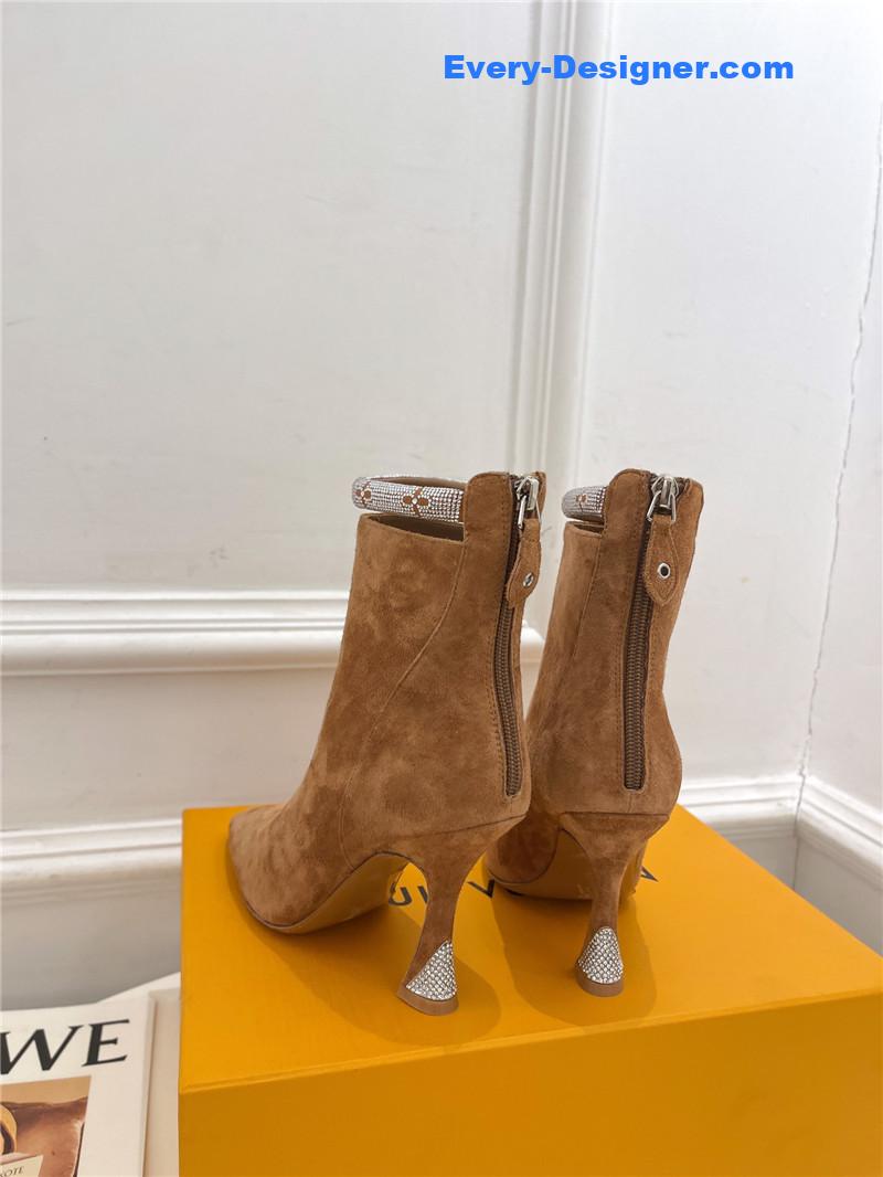 l0vis vvtt0n lv small square toe D1am0nd heel boots