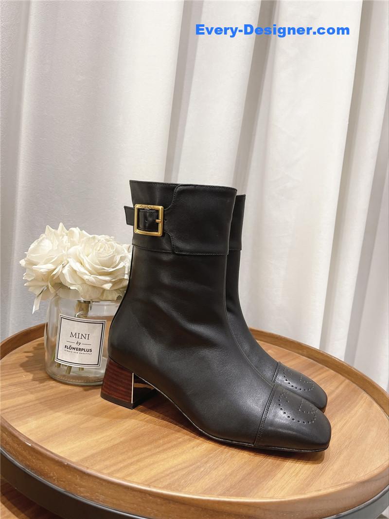 Gvc*1 side buckle ankle boots