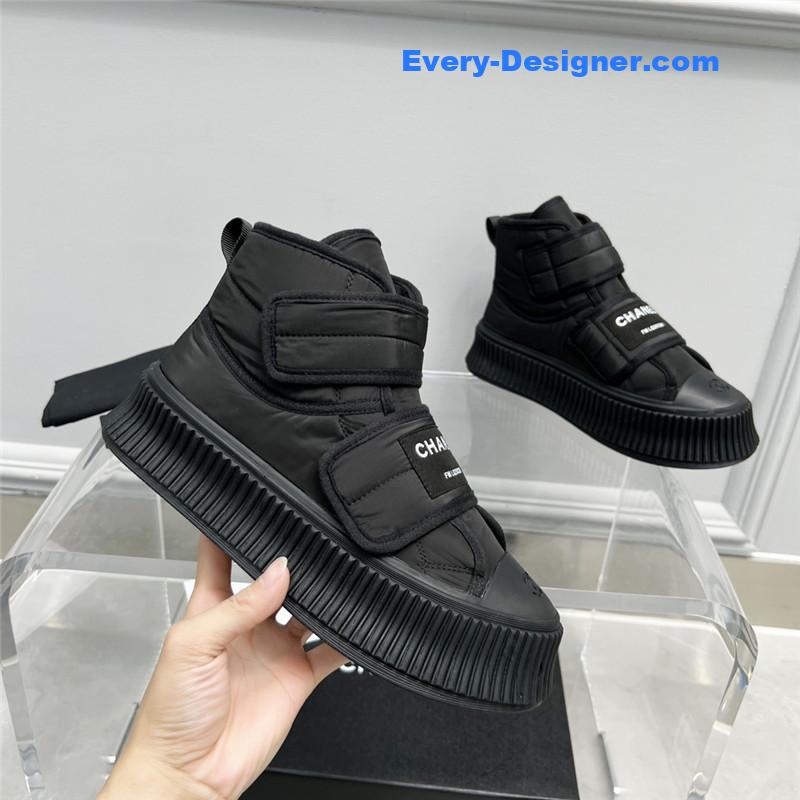 CC new casual sports style bread shoes