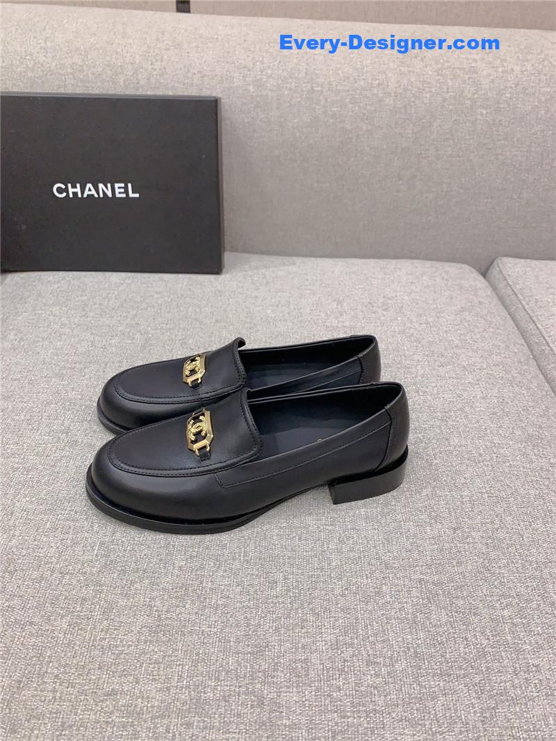 CC new flat loafers