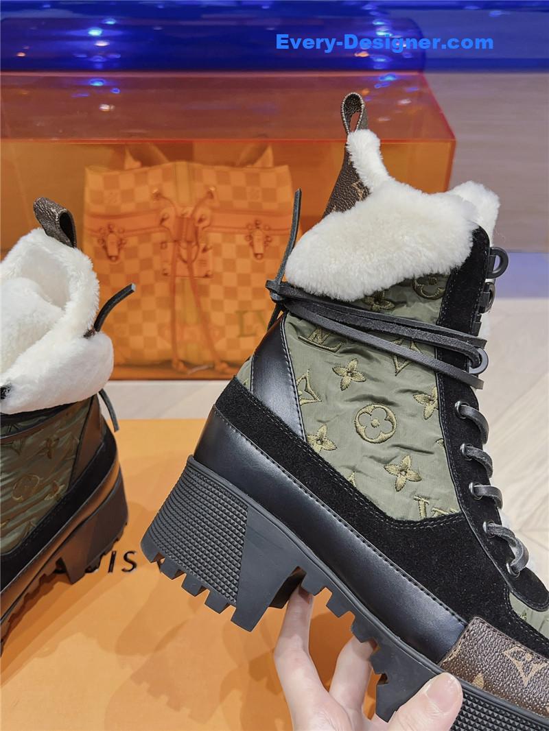 l0vis Vvtt0n lv classic high heel martin boots
