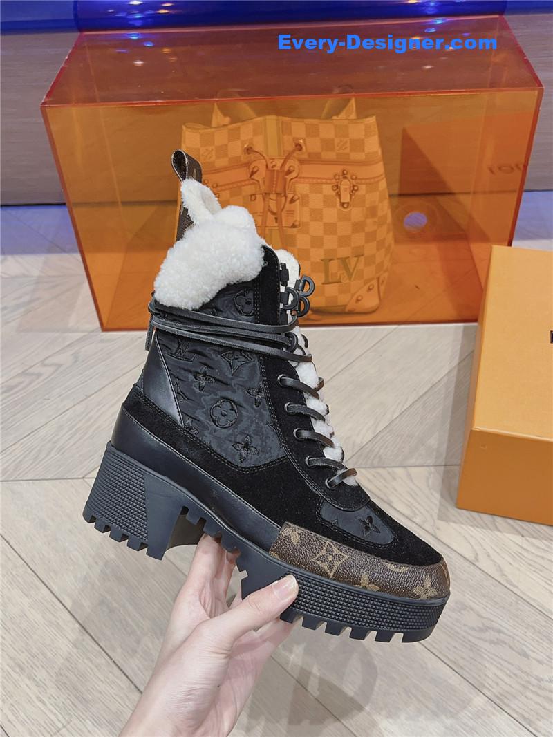 l0vis Vvtt0n lv classic high heel martin boots