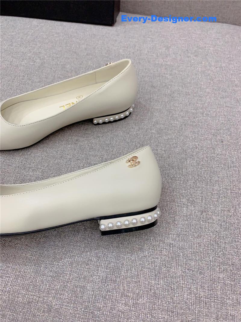 CC new pointed toe flat shoes