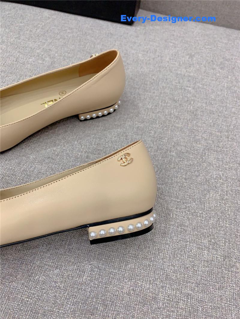 CC new pointed toe flat shoes