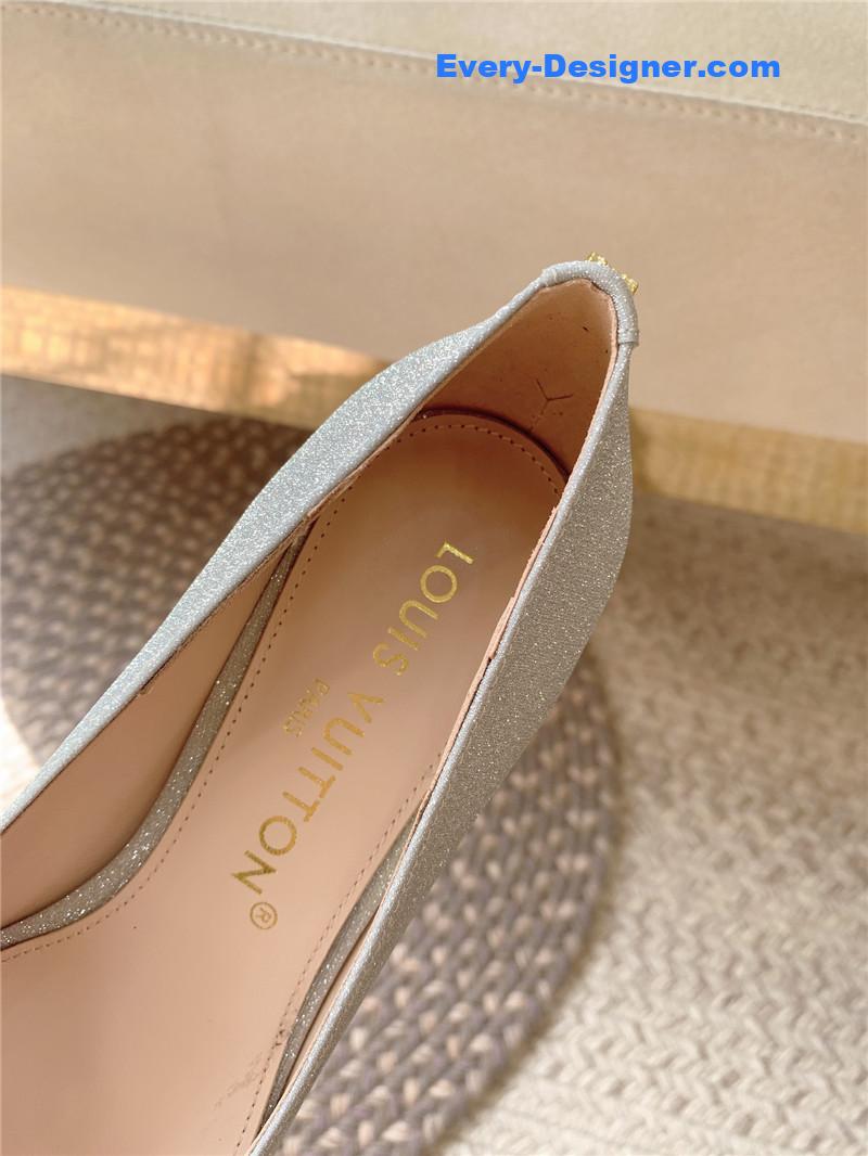 l0vis Vvtt0n lv new blossom high heels