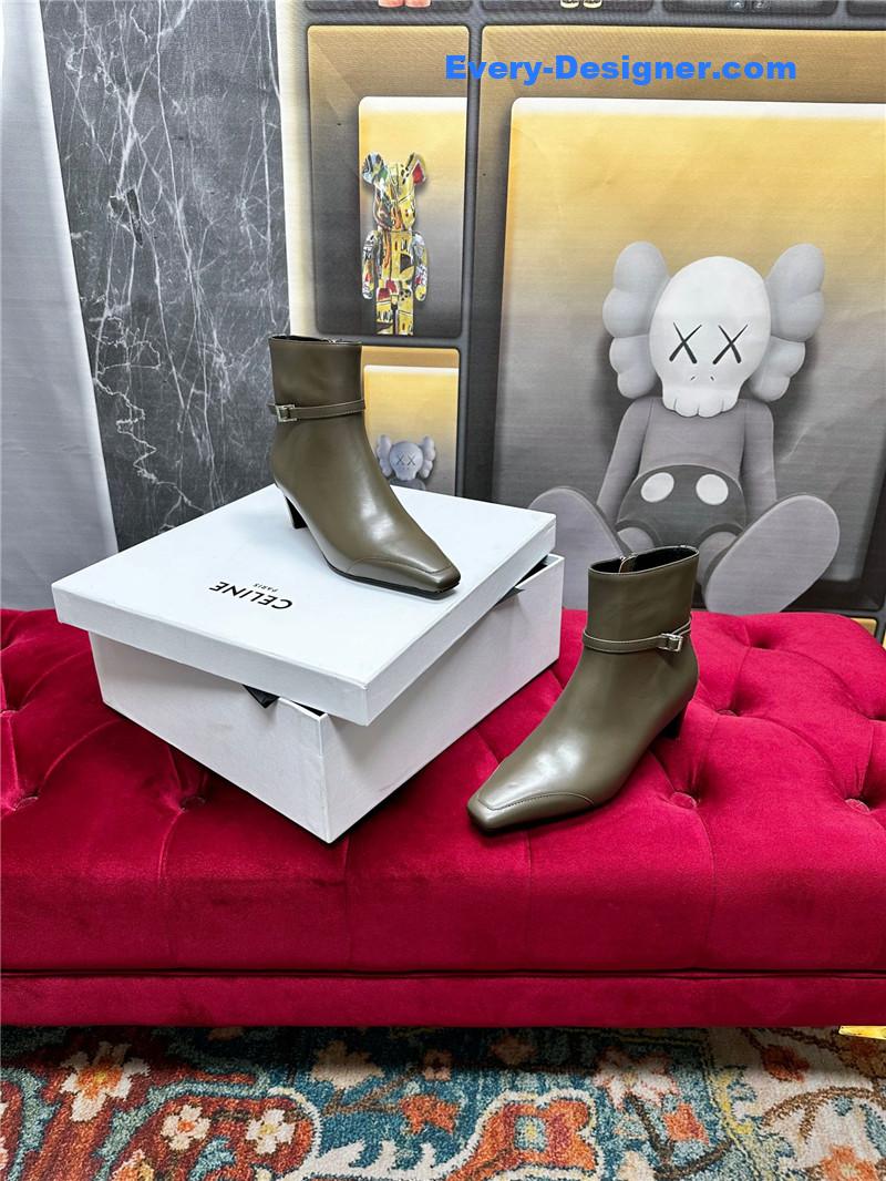 Ce1i*e arc de triomphe pointed toe early autumn short boots