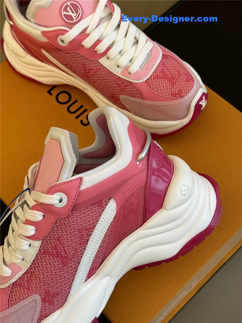 l0vis Vvtt0n lv classic running shoes