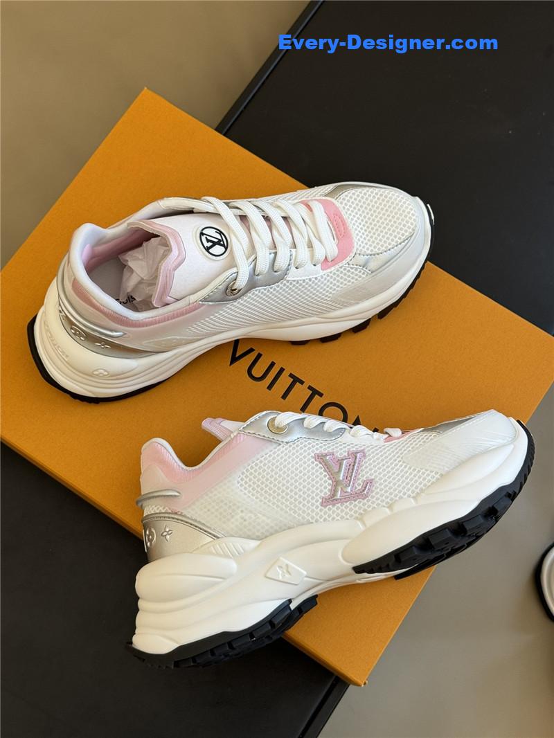 l0vis Vvtt0n lv classic running shoes