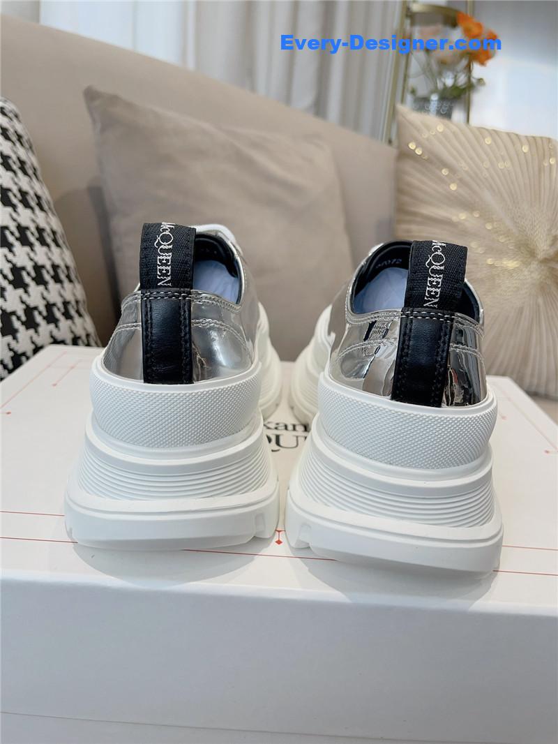 a1exa*der Mcqv*en new canvas series thick-soled dad shoes