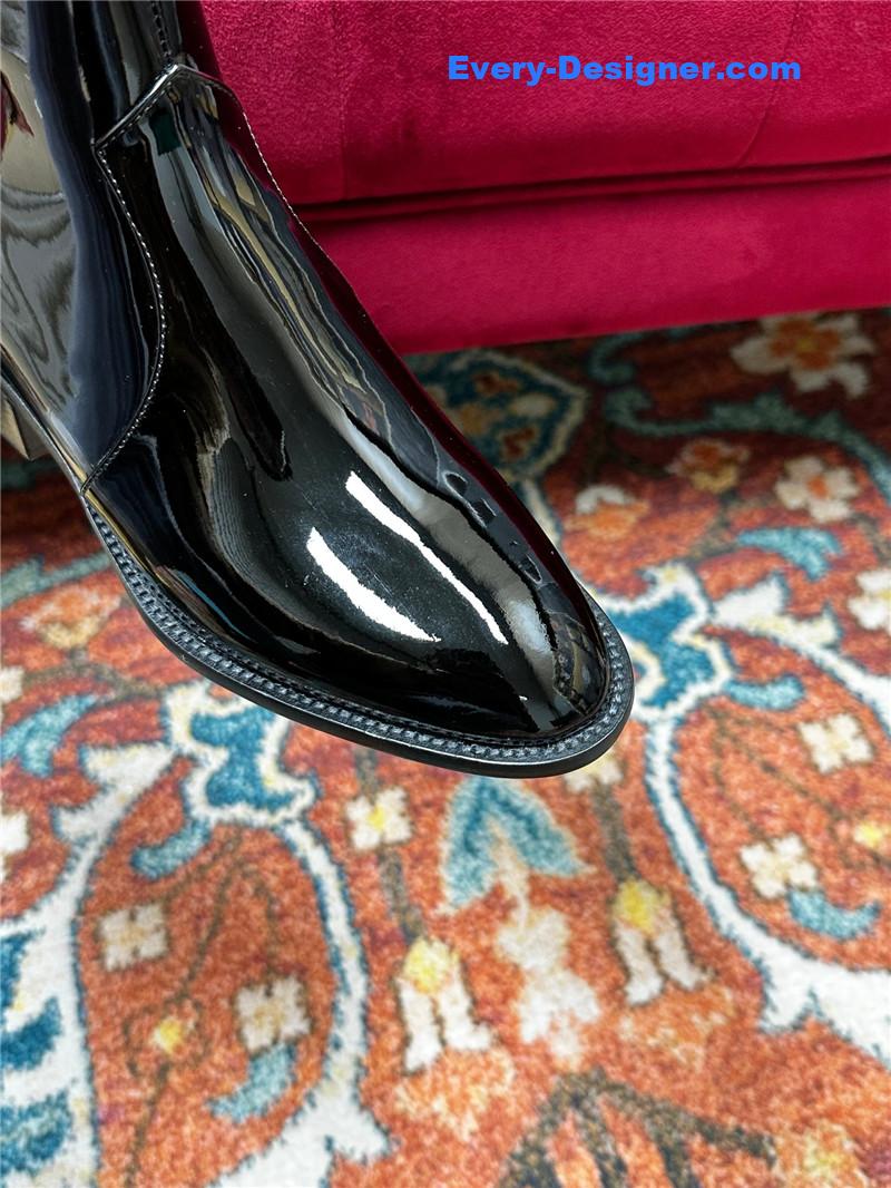 Y51 sleeveless boots