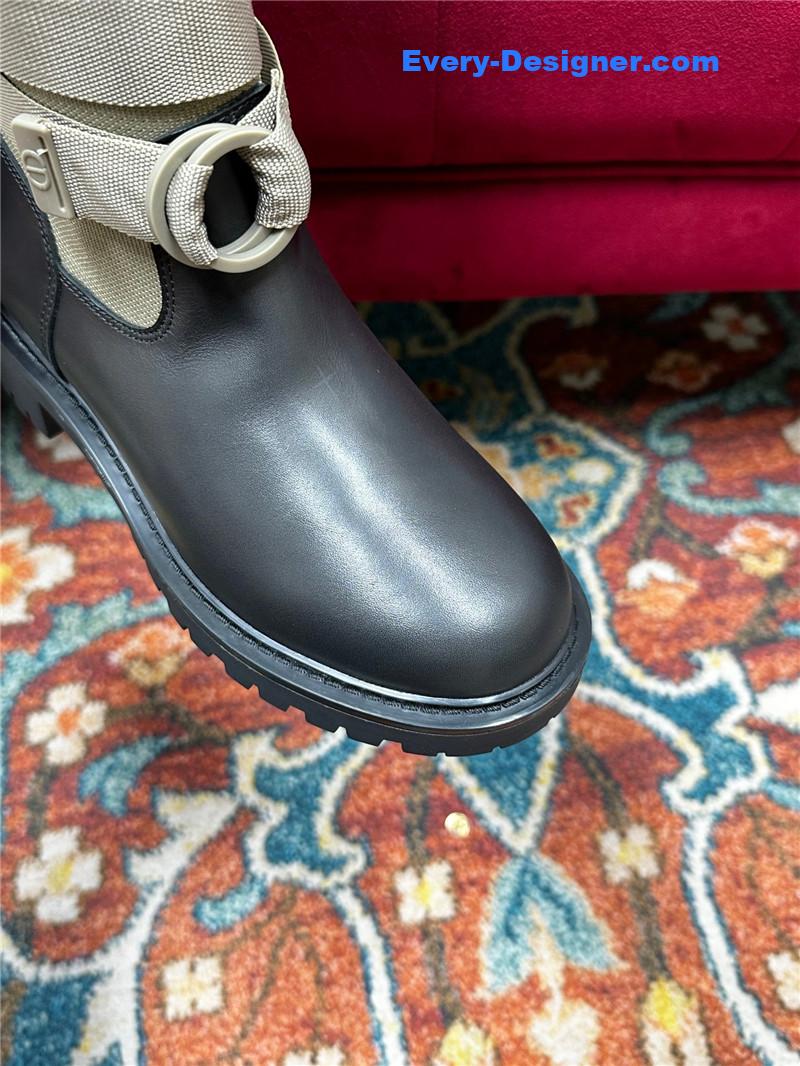 D10r classic knight boots