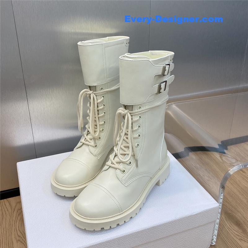 D10r belt buckle low heel round toe lace up knight boots