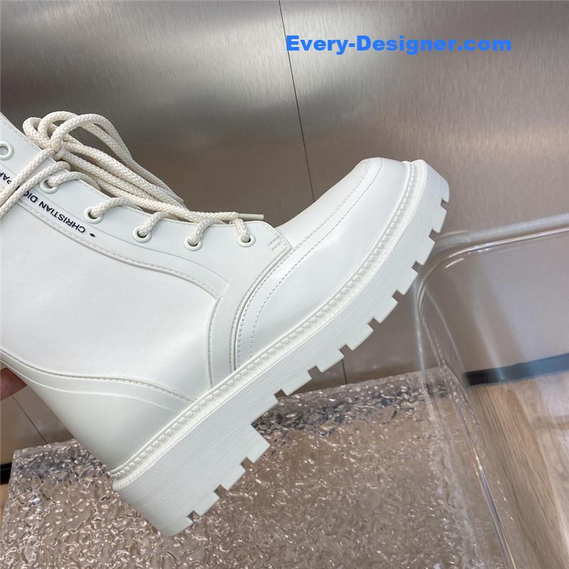 D10r low heel round toe lace up knight boots