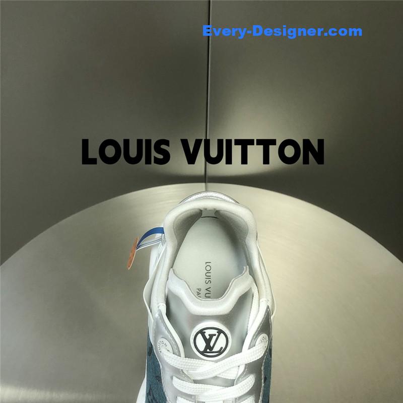 l0vis Vvtt0n lv run55 sneakers