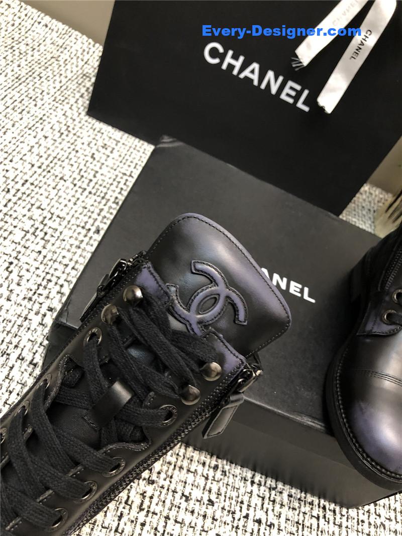 CC polished cowhide boots