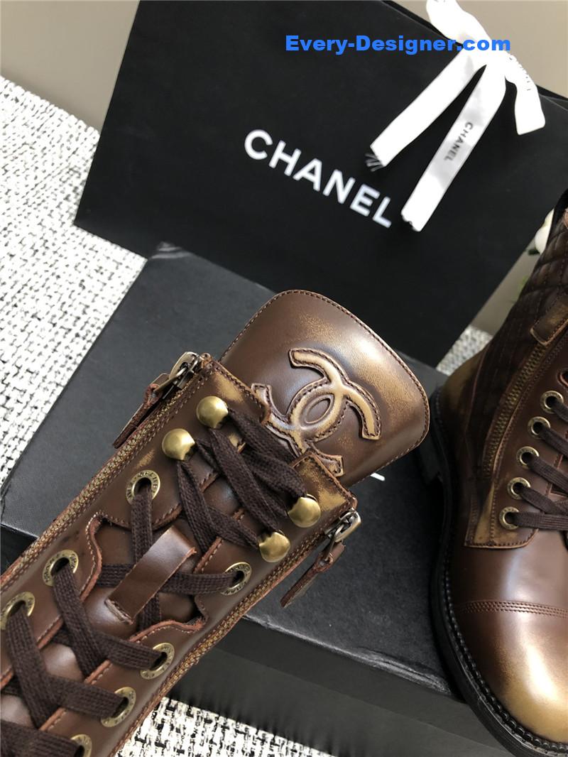 CC polished cowhide boots