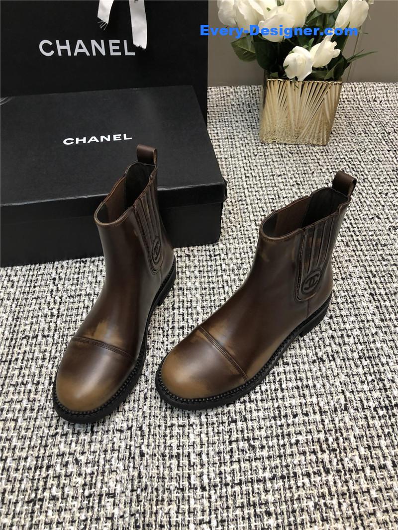 CC polished cowhide boots