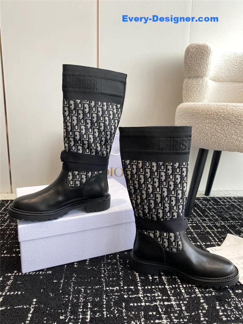 D10r new boots
