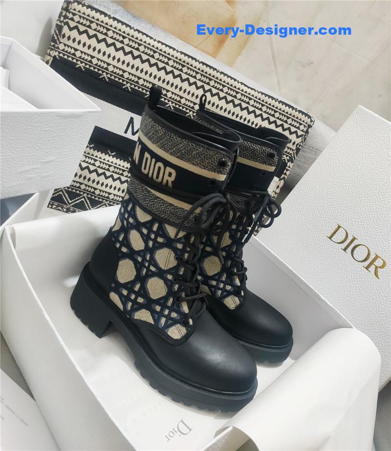 D10r new series of early autumn d-major series martin boots
