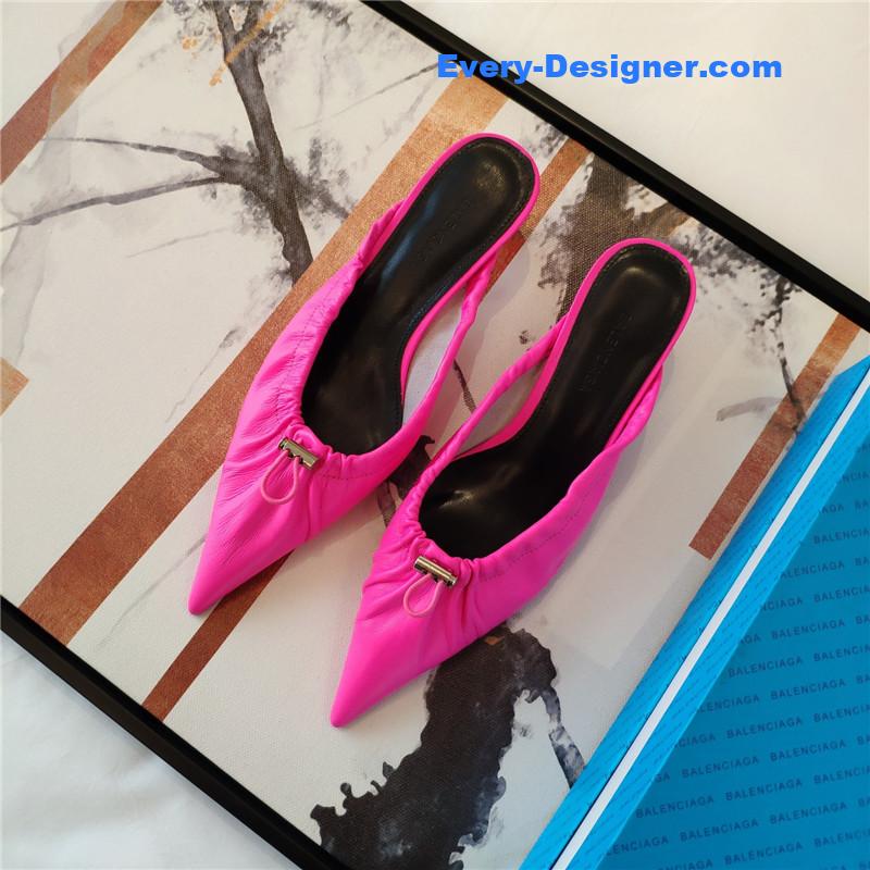 Ba1en*iaga’s new knife-heel kitten-heel elastic cuffed shoes