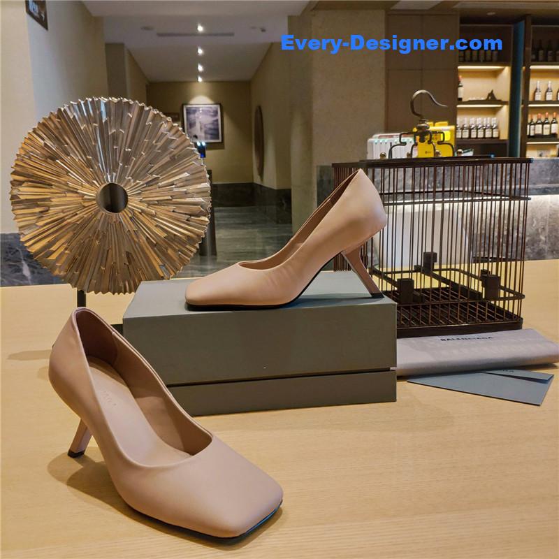 Ba1en*iaga new figure 7 shoes