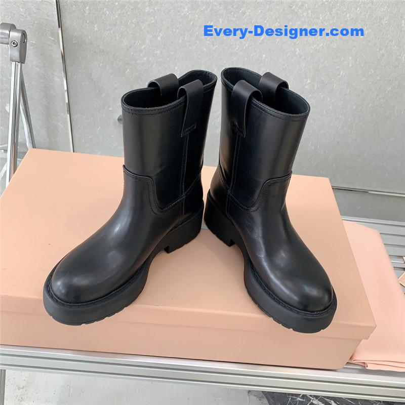 M1um1u new knight boots