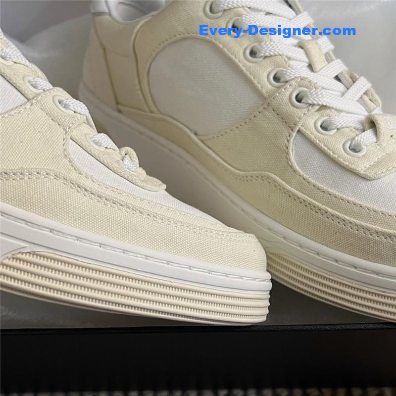 CC early spring sneakers
