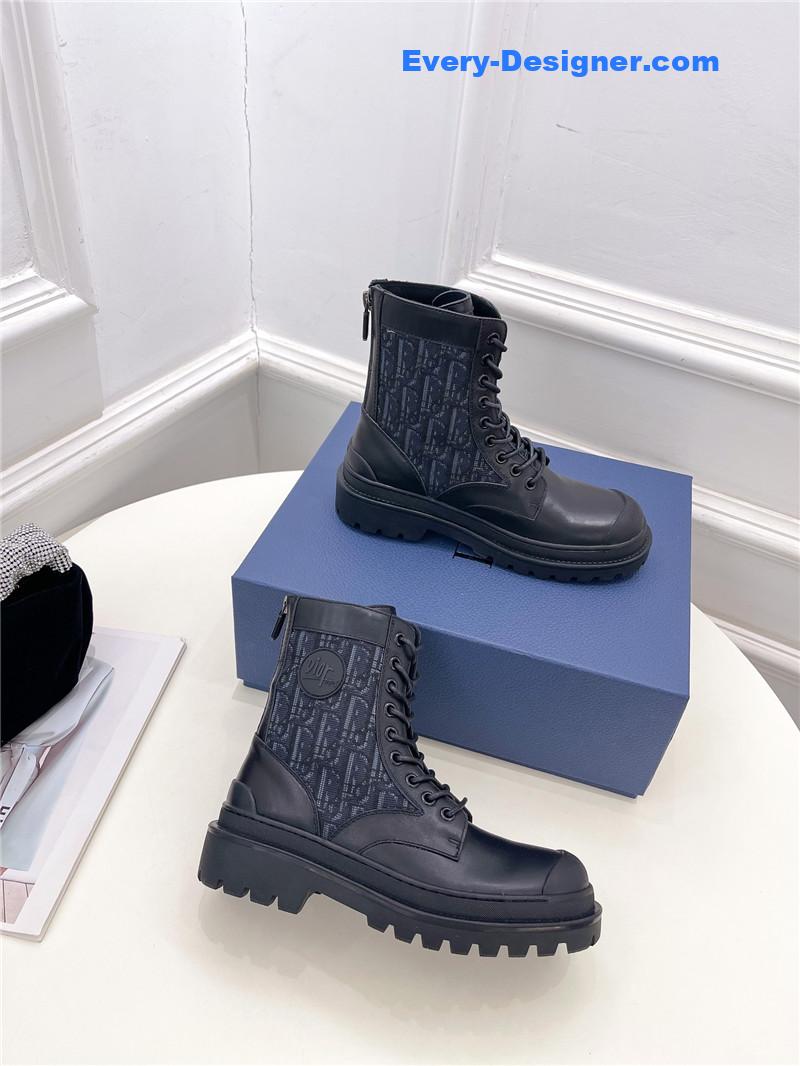 D10r new wool boots